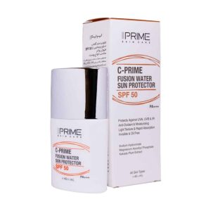 فلوئید ضد آفتاب SPF50 فیوژن واتر پریم حاوی ویتامین C، محصولی سبک با جذب سریع و قدرت محافظت بالا در برابر UVA، UVB وIR  است که به راحتی و بدون برجای گذاشتن اثر سفیدی بر روی پوست پخش می‌شود. فرمولاسیون این ضد افتاب بر پایه آب، فاقد چربی و مناسب انواع پوست است
